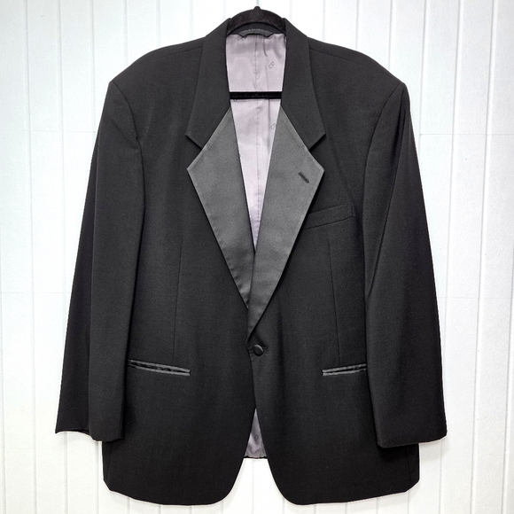 Dior‎ Black Blazer with Gray Accents Size 49R